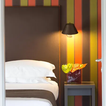 Fifty House Cellini Hotell Milano