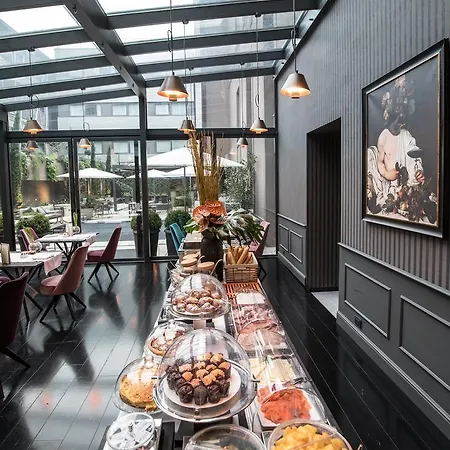 Fifty House Cellini Hotel Milan