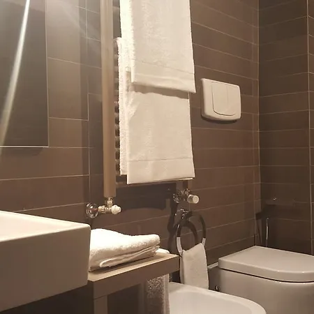 Hotel Fifty House 5*