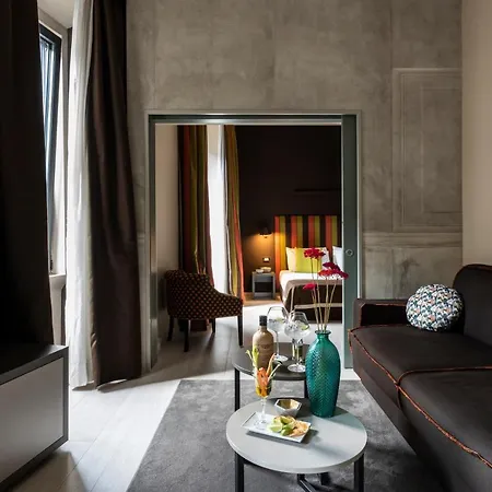 Отель Fifty House Cellini 5*