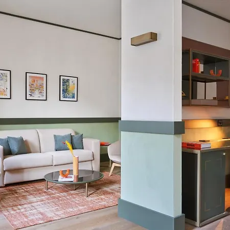 Отель Fifty House Cellini